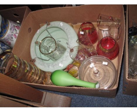 Box of assorted glassware to include; marble effect glass ceiling light, lemonade set depicting hunting scene, other drinking