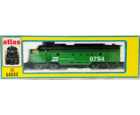 Atlas HO Scale EMD FP 7 Burlington Northern Livery Diesel Locomotive Boxed