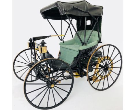 Franklin Mint 1893 1/8 Scale Duryea Horseless Carriage Unboxed