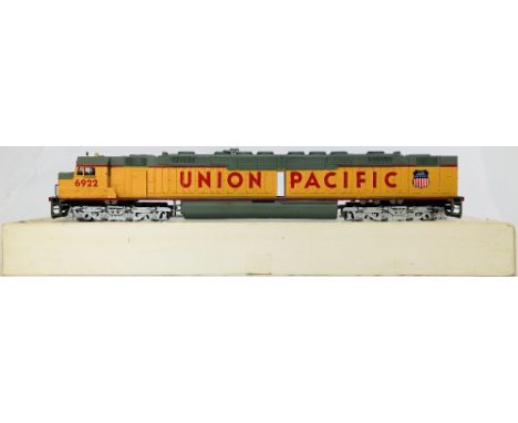 Bachmann HO Scale Union Pacific EMD DD 40X Diesel Locomotive