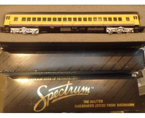 Spectrum HO scale Union Pacific four car pack set