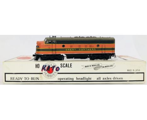 Kato HO Scale EMD F3A Great Northern Livery Diesel Loco CONDITION REPORT: Loco is in incorrect box