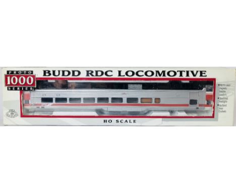 Proto 1000 Series HO Scale Budd RDC Locomotive CP Rail Livery Boxed