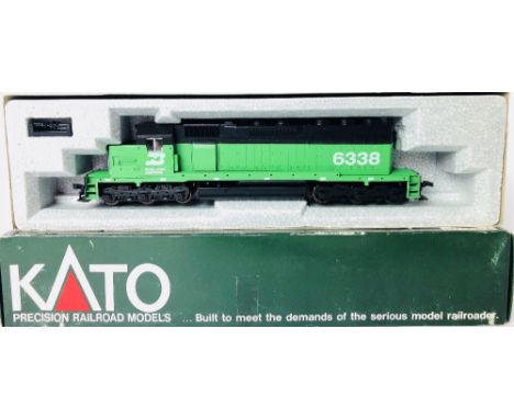 Kato 37-014 HO Scale EMD SD40 Burlington Northern Diesel Locomotive Boxed