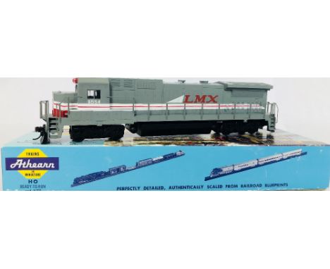 Walthers HO Scale Dash 8-40B LMX GE Leasing 8554 Livery Diesel Locomotive CONDITION REPORT: Loco is in incorrect box