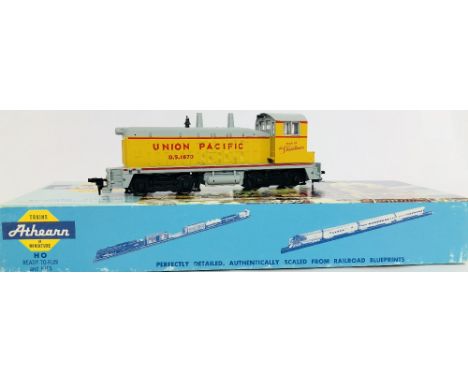 Athearn HO Scale EMD SW 7 Union Pacific Livery Diesel Loco Boxed