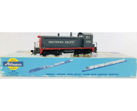 Athearn HO Scale EMD SW 7 Southern Pacific Livery Diesel Loco Boxed