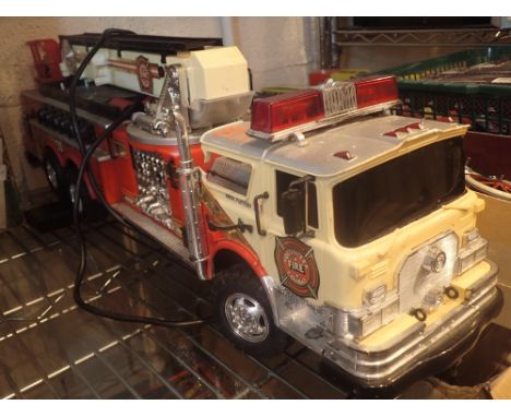 New Bright battery operated fire engine with working pump