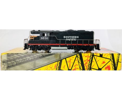 Athearn HO Scale EMD GP 7 Southern Pacific Livery No.5600 Diesel Locomotive Boxed