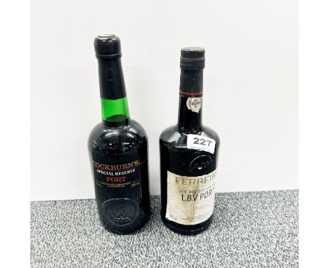 A bottle of Ferreia 1980 late bottled vintage port together with a bottle of Cockburn's special reserve port.