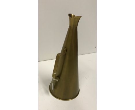 A modern brass megaphone, approx 36 cm high