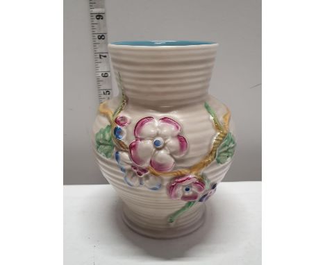 A Newport Pottery Clarice Cliff vase h18cm 