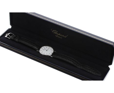 Chopard Genéve Classique 18ct white gold slim gentleman's dress watch, ref. 1091, serial no. 757xxx, circa 1990s circular whi