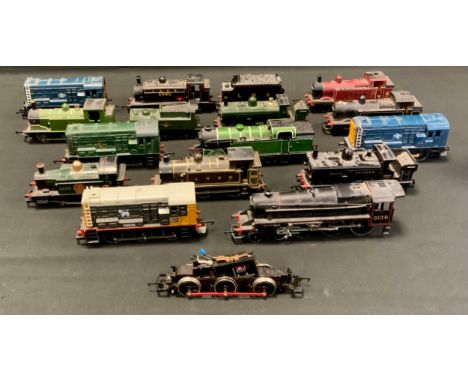 Hornby 00 gauge - Tank and other locomotives  on with engine tender including LMS 5138, LNER 9522, 16440 etc (14). 