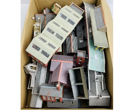 Lot of Assorted Card Buildings All N Gauge - See Picture  P&amp;P Group 1 (£14+VAT for the first lot and £1+VAT for subsequen