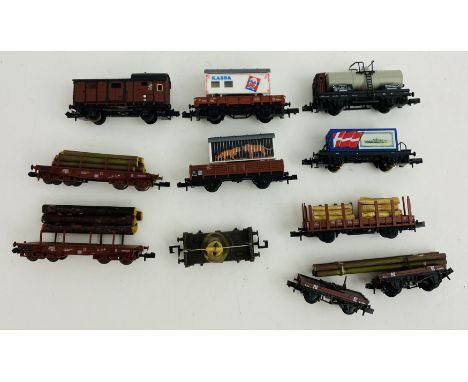 10x N Gauge Loose Wagons - See Picture  P&amp;P Group 1 (£14+VAT for the first lot and £1+VAT for subsequent lots) 