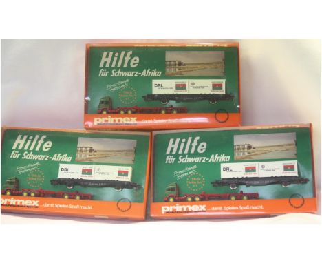 Marklin/Primex H0 3 rail three 4573 Container wagon sets Hilfe fur Schwarz-Afrika. Each set contains one two axle container c