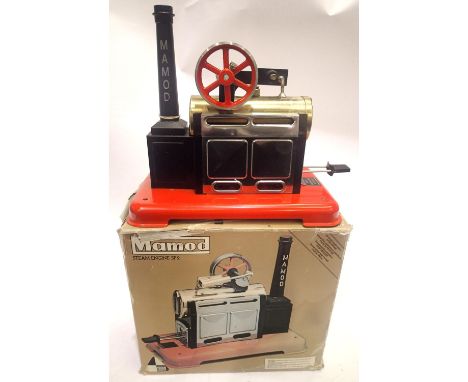 Mamod SP2 stationary engine, near mint, unused, box is in fair condition. P&amp;P Group 1 (£14+VAT for the first lot and £1+V