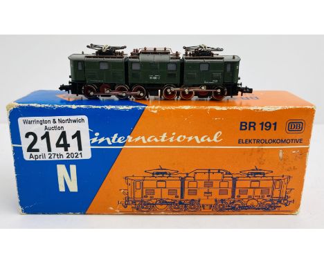 ROCO BR191 N Gauge Loco  P&amp;P Group 1 (£14+VAT for the first lot and £1+VAT for subsequent lots) 