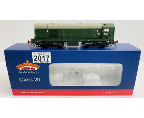 Bachmann Class 20 BR Green Loco. DCC fitted with sound, set to 3. P&amp;P Group 1 (£14+VAT for the first lot and £1+VAT for s