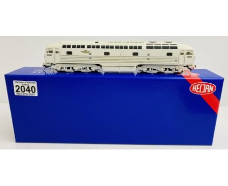 Heljan Lion White Loco. DCC fitted. P&amp;P Group 1 (£14+VAT for the first lot and £1+VAT for subsequent lots) 