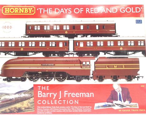 Hornby R2907 Days of Red and Gold streamlined coronation City of Chester, LMS maroon and three coaches, very near mint condit