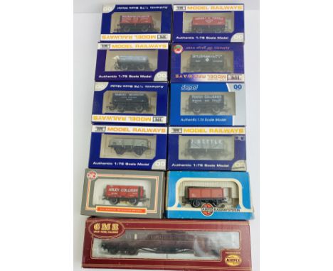 11x Assorted OO Gauge Rolling Stock (Assorted) P&amp;P Group 1 (£14+VAT for the first lot and £1+VAT for subsequent lots) 