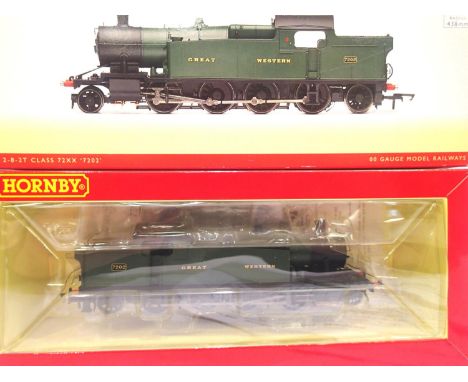 Hornby R3127 class 72XX 2.8.2 tank GWR green, 7202 in very near mint condition, boxed. P&amp;P Group 1 (£14+VAT for the first