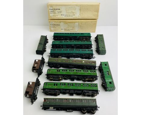 Qty of Rolling Stock &amp; Triang EMU (All Playworn) P&amp;P Group 1 (£14+VAT for the first lot and £1+VAT for subsequent lot