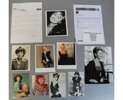 Lulu signed photos, plus a press release from Decca Records and a letter from the Official Lulu Fan Club photos include a Wal