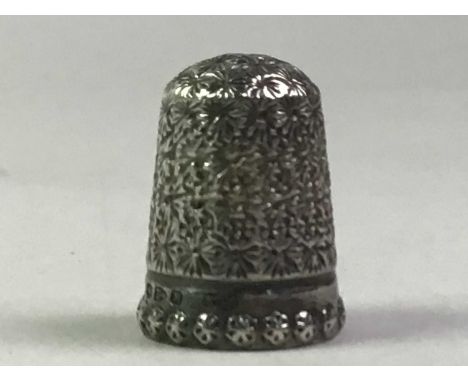 64 authentic count thimble collection 2/3