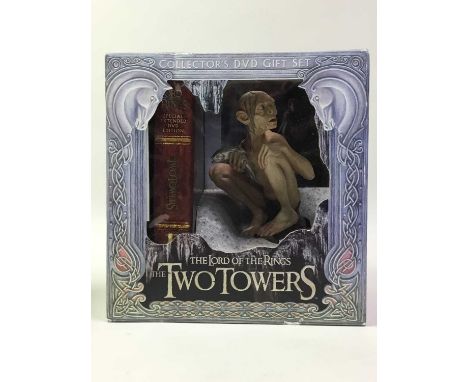 LORD OF THE RINGS TWO TOWERS COLLECTORS DVD, WITH FURTHER in original box with Gollum figure, Bugs Bunny Easter figure, India