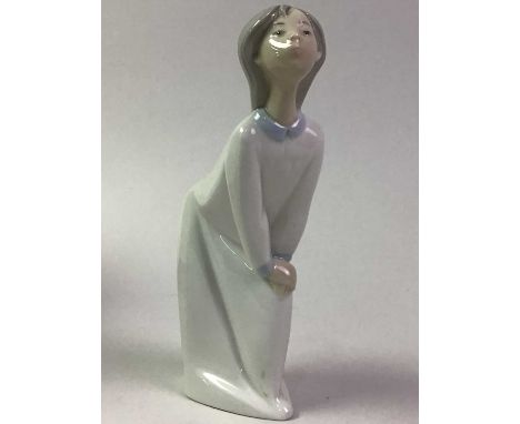 COLLECTION OF LLADRO FIGURES, along with Nao figurestallest 23cm high