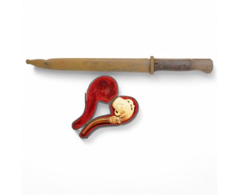 German World War I bayonet by J A Henckels and a Meerschaum pipe in case (2)