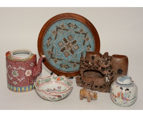 A collection of Chinese collectables, to include a famille rose ginger jar, dish decorated with pheasants and foliage, a bead