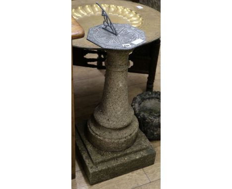 A garden sun dial and 3 small planters Sundial base 35cm. Pots W.30cm.