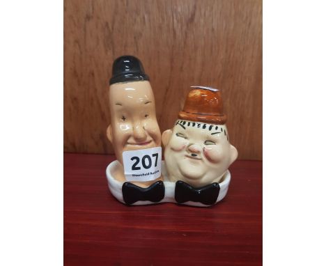 VINTAGE BESWICK LAUREL &amp; HARDY SALT &amp; PEPPER 