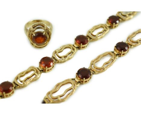 A stylish suite of Austro-Hungarian 14k gold and citrine set jewellery, comprising a necklace, 47.5cm, bracelet, 19cm and dre