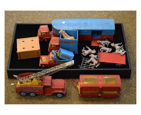 Corgi Major die-cast Chipperfield circus articulated horsebox and International 6x6 truck etc   Condition: 