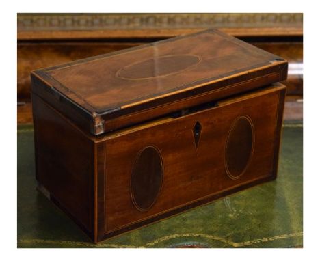 George III mahogany and crossbanded and string inlaid rectangular two division tea caddy, 21cm wide   Condition: 