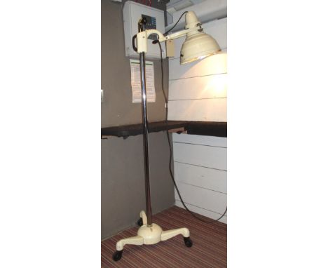 HANOVIA SOLLUX ADJUSTABLE MEDICAL FLOOR LAMP, model M800 chromed and lacquered steel structure with spun aluminium shade with