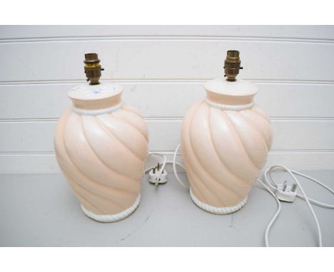 PAIR OF MODERN ITALIAN CERAMIC TABLE LAMPS