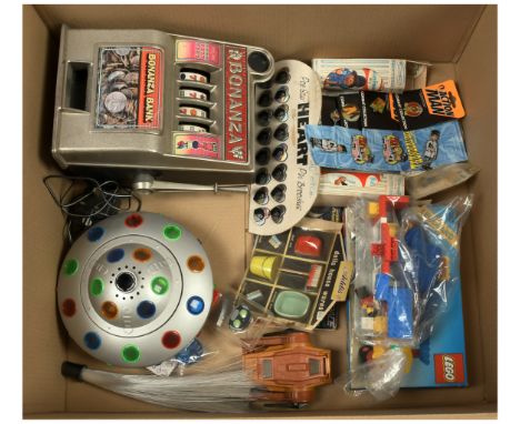 Mixed Retro Group including Lego Classic Town 6362Post Office; Bonanza Toy One Armed Bandit; Fibre Optic Display; Pin Badges 