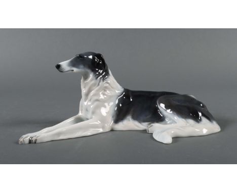 Valentin, Max1875 in Fürstenwalde/Spree - 1931 in Berlin, deutscher Bildhauer, freier Mitarbeiter der Firma Rosenthal. "Barso