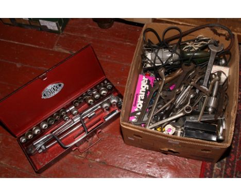 A box of mostly car related vintage tools to include part Britool socket set, large spanners, wheel bolts, auto ranger etc.