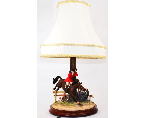 Border Fine Arts Table Lamp 'Tally Ho!', model No. B1021 by Anne Wall, on wood base, with a lamp shade Model in good conditio