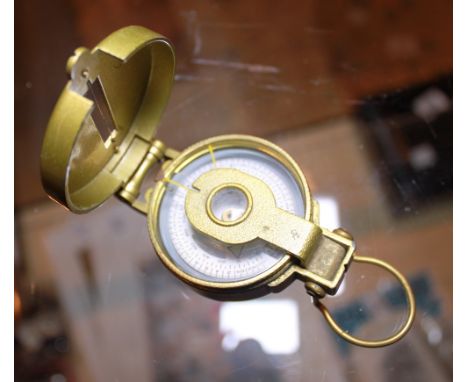 Engineers directional compass