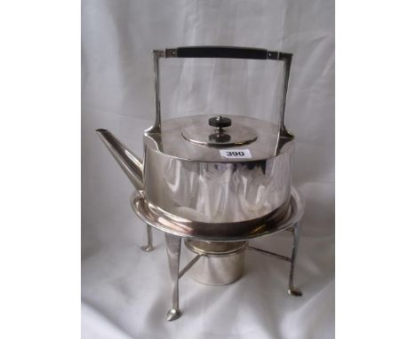 A good quality plated kettle on stand     