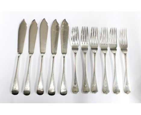 A set of Walker &amp; Hall silver fish knives and forks, Sheffield 1933 (11)