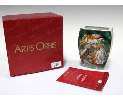 Goebel Artis Orbis Renoir vase, 'deux jeunes filles en lisant', 15cm, with box